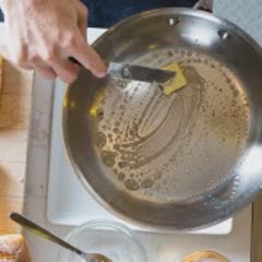 Cách làm Bánh mì nướng quế không cần lò nướng