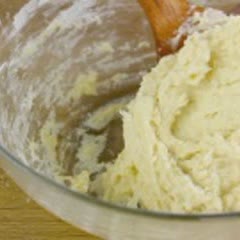 Cách Làm Bánh Mì Phô Mai Tan Chảy, Phủ Chà Bông