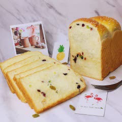 Cách làm Bánh Mì Sandwich Trái Cây Khô đơn giản tại nhà