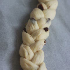 Cách Làm Bánh Mì Vòng Nguyệt Quế Xinh Xắn Đơn Giản