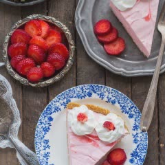 Cách làm Bánh mousse dâu