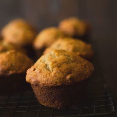 Cách làm bánh muffin chuối hạt óc chó mềm xốp bổ dưỡng 