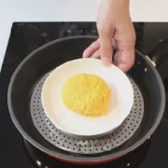 Cách làm bánh nếp bí đỏ dừa nạo