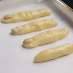 Cách làm bánh ngón tay cho halloween