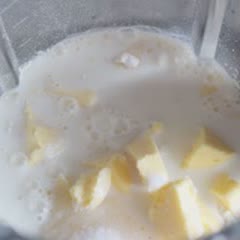 Cách làm bánh nướng bơ sữa và nam việt quất