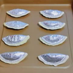 Cách làm Bánh Nướng Nhân Xoài từ vỏ bánh tart trứng