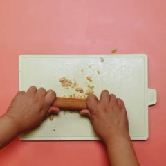 Cách làm Bánh Nướng Nho Khô Đậu Phộng thơm lừng, hấp dẫn 