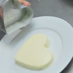 Cách Làm Bánh Panacotta Ý Đơn Giản Cực Thơm Ngon