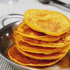 Cách Làm Bánh Pancake Bí Đỏ Nhanh Gọn Cho Bữa Sáng