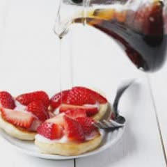 Cách làm bánh Pancake trái cây cầu vồng