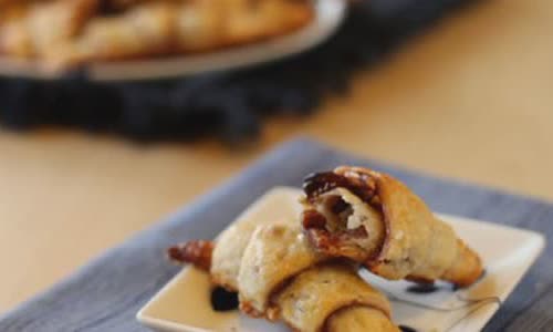 Cách Làm Bánh Phô Mai Cuộn Giòn Tan Ăn Vặt Cực Đã