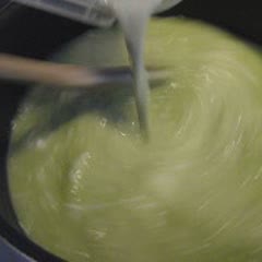 Cách làm bánh phu thê nhân đậu xanh