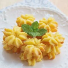 Cách Làm Bánh Quy Bơ Hình Hoa Đơn Giản Cho Cả Nhà