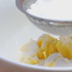 Cách làm Bánh Quy Bơ Nho Khô thơm lừng và giòn tan