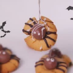Cách làm bánh quy con nhện cho Halloween