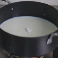 Cách làm bánh sữa chiên béo thơm