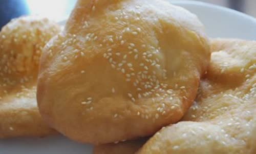 Cách làm bánh tiêu tại nhà