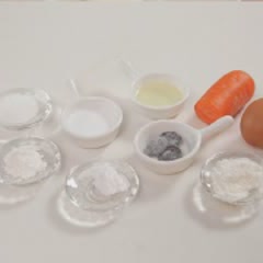 Cách làm bánh trứng hình gà con