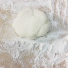 Cách làm Bánh Trung Thu Dẻo ngọt nhân đậu xanh bùi bùi
