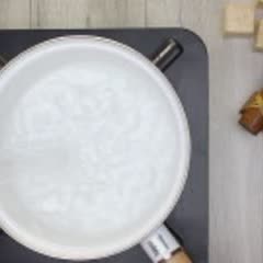 Cách Làm Bánh Trung Thu Rau Câu Nhân Flan Béo Ngậy