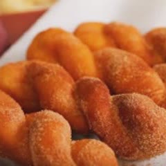 Cách làm bánh vặn thừng