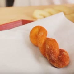 Cách làm bánh vặn thừng