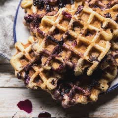 Cách làm Bánh Waffle việt quất