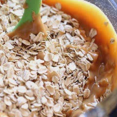 Cách làm Bánh Yến Mạch Bơ Đậu Phộng không dùng lò nướng