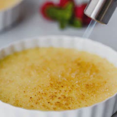 Cách làm Crème Brulée thơm ngậy