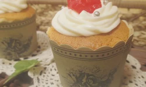 Cách làm cupcake nhân kem chanh dây