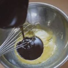 Cách Làm Lava Cake Nhân Matcha Ngon Miệng Đơn Giản