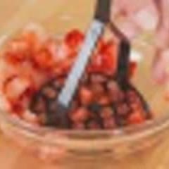 Cách làm Pudding đậu hũ dâu tây