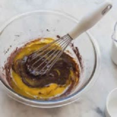 Cách làm Pudding chocolate bằng lò vi sóng