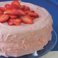 Cách làm Strawberries mousse cake