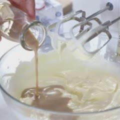 Cách làm tiramisu vị rượu Baileys - Baileys Tiramisu