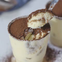 Cách làm tiramisu vị rượu Baileys - Baileys Tiramisu