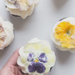 Cách làm Topping hoa cho cupcake