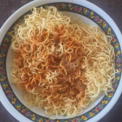Cách làm Bánh sinh nhật mì gói 