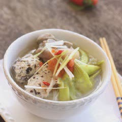 Cách Nấu Bún Dọc Mùng Giò Sống Đổi Vị Cho Gia Đình