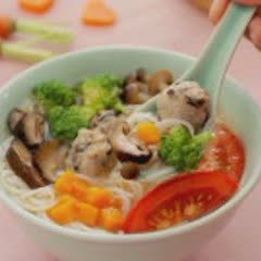 Cách Nấu Bún Mọc Nấm Nhanh Chóng Cho Bữa Sáng Của Bé