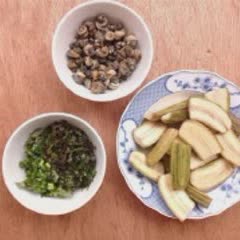 Cách làm bún ốc chuối xanh