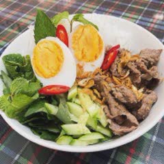 Cách làm Bún Thịt Bò Xào Sả lạ miệng cho bữa sáng