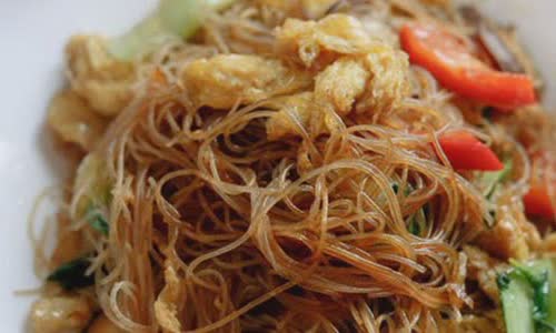 Cách làm bún xáo nấm rau củ