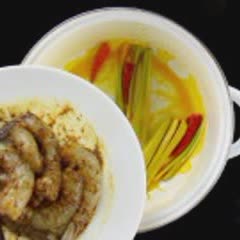 Cách nấu Mì cà ri tôm chua cay