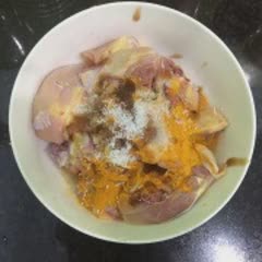 Cách làm mì quảng giò thịt gà