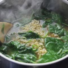 Cách làm mì rau củ nấm