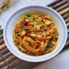 Cách làm Mì Trộn Đơn Giản Hấp Dẫn ngon lành cho bữa sáng