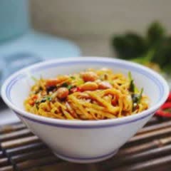 Cách làm Mì Trộn Đơn Giản Hấp Dẫn ngon lành cho bữa sáng