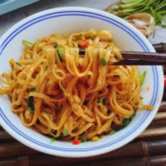 Cách làm Mì Trộn Đơn Giản Hấp Dẫn ngon lành cho bữa sáng
