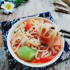 Cách làm mì trứng cà chua mướp